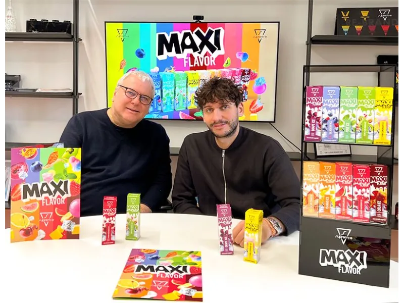 Suprem-e presenta Maxi Flavor: nuova linea di liquidi ad alta intensità per Shot Mix e Mini Mix